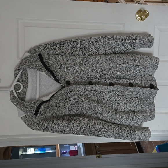 Women's Hooded Long Sweater/Jacket size Large - Picture 5 of 6